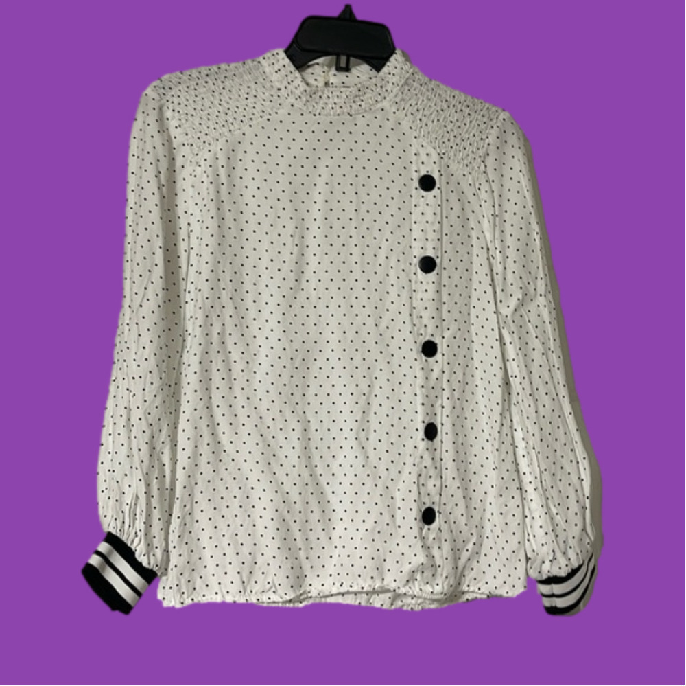 Pretty Zara basics blouse S